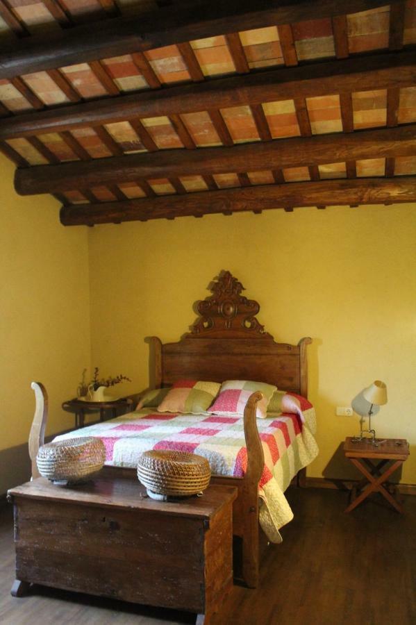Simon Country house